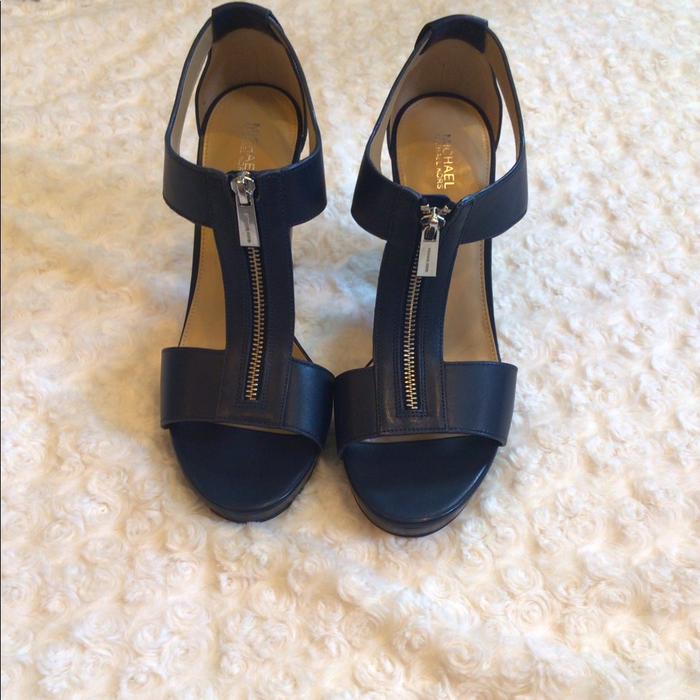 Michael Kors Berkeley Lock Leather Platform Sandal
